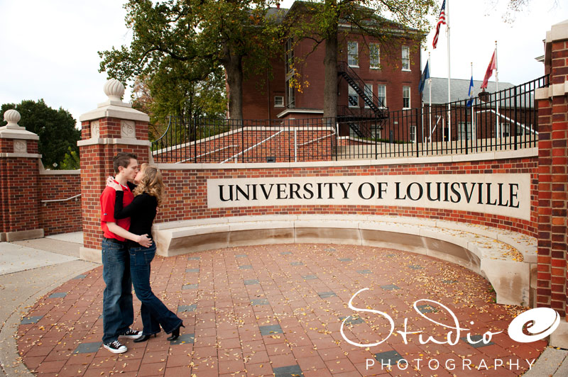 Annie & Todd - Louisville Engagment Photographers (2)