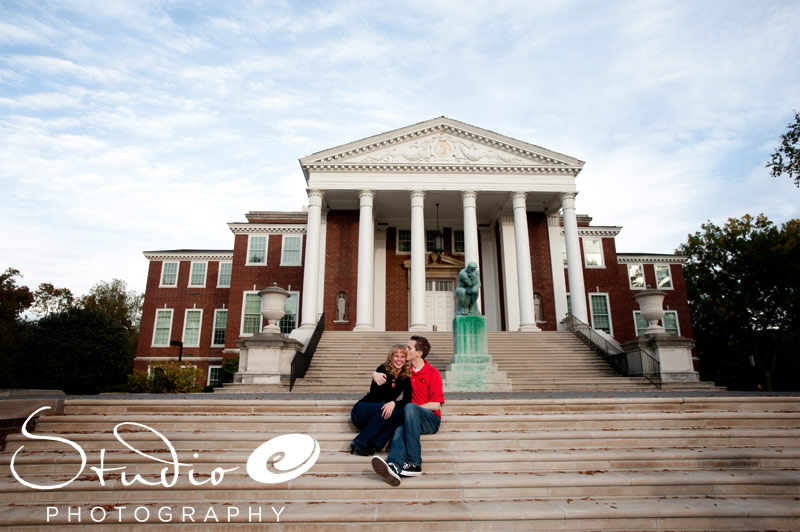 Annie & Todd - Louisville Engagment Photographers (7)