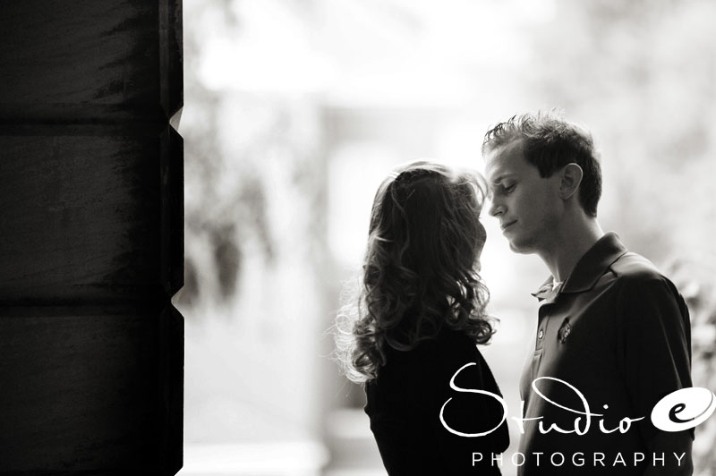 Annie & Todd - Louisville Engagment Photographers (11)