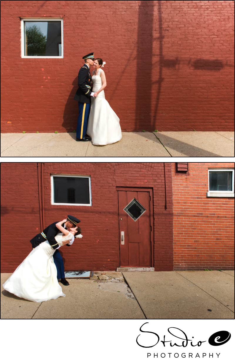 Bride and groom portraits Louisville Wedding at the Frazier Museum 