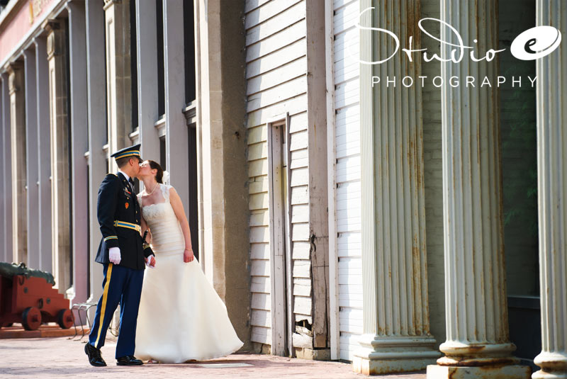 Bride and groom portraits Louisville Wedding at the Frazier Museum 