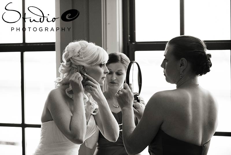 Wedding at the Frazier Museum Bride getting ready